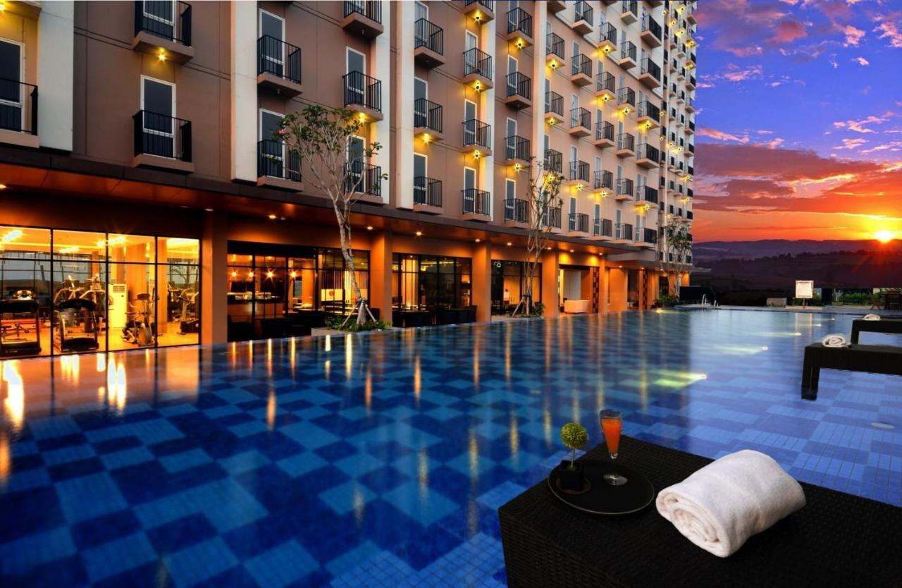 Azalea Suites Cikarang By Jayakarta Group Jacarta Exterior foto