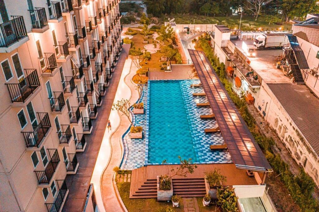 Azalea Suites Cikarang By Jayakarta Group Jacarta Exterior foto